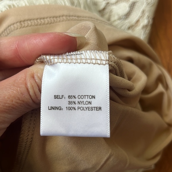 New Rose + Olive gorgeous lace top - Picture 16 of 16